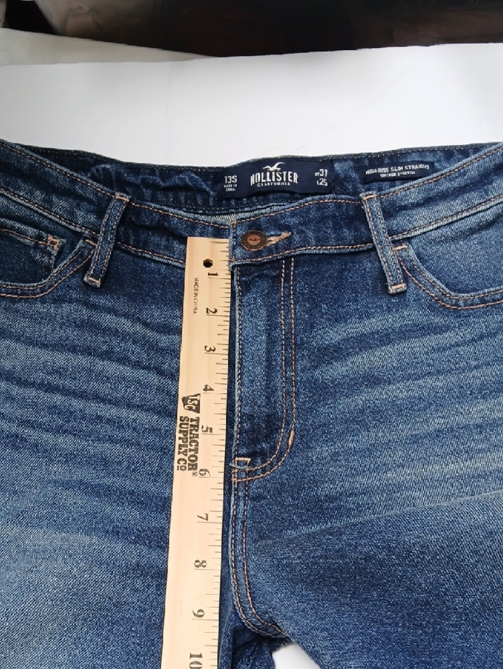 Hollister High Rise Slim Straight Vintage Stretch Cropped Distressed Jeans 13S - Picture 13 of 16